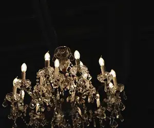 chandelier at La Lupa